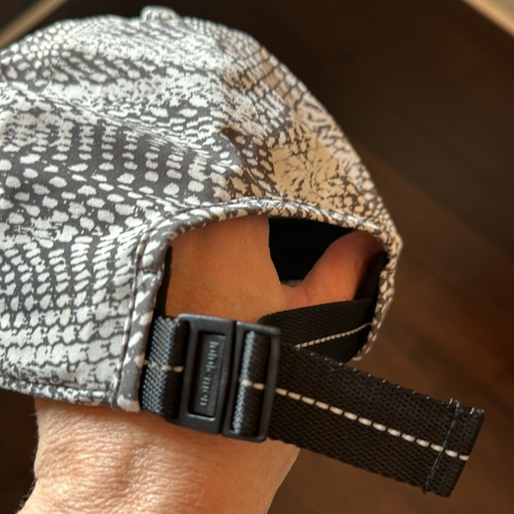 Lululemon Dri-fit Baller Cap - Picture 2 of 6